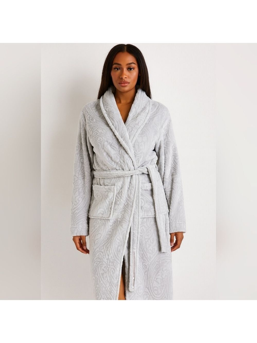 Womens La Vie en Rose🌹Grey Cozycore Plush Embossed Floral Maxi Robe. Size S/M